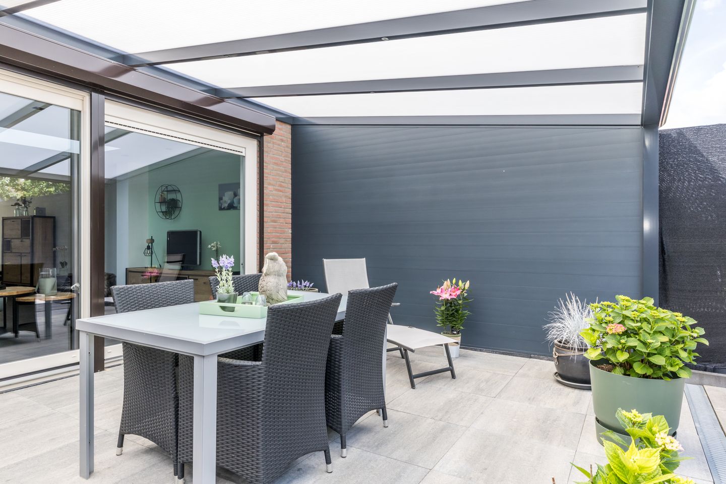 Move-in Ready Semi-Detached Family Home with Garage in Heerlen — 34
