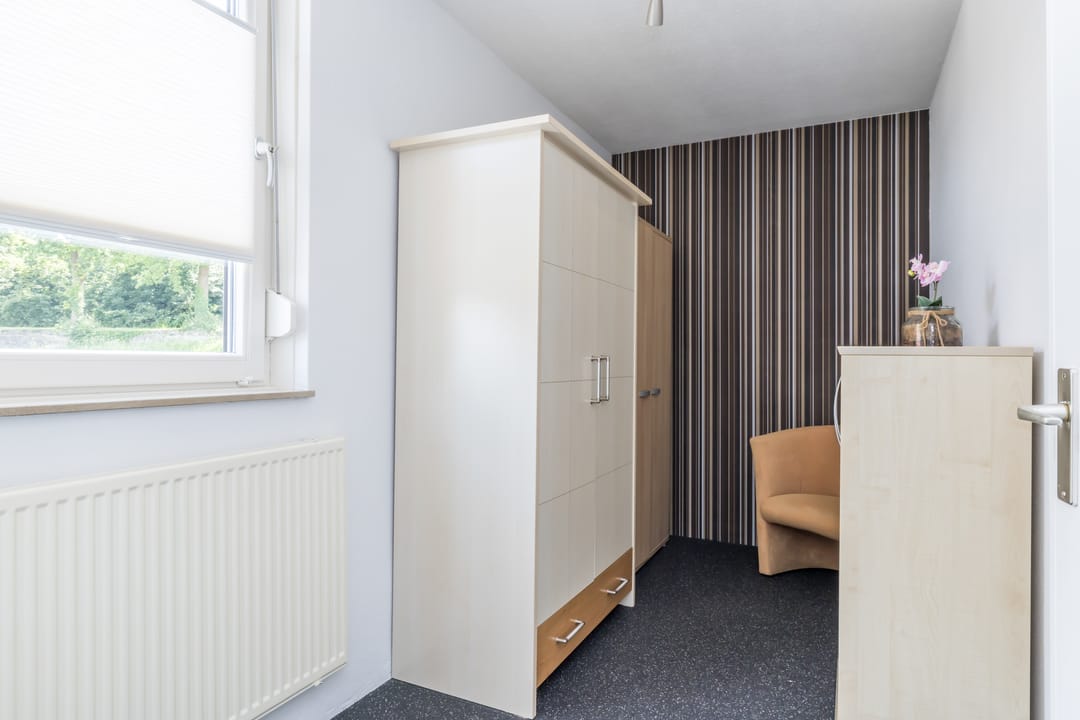Move-in Ready Semi-Detached Family Home with Garage in Heerlen — 23