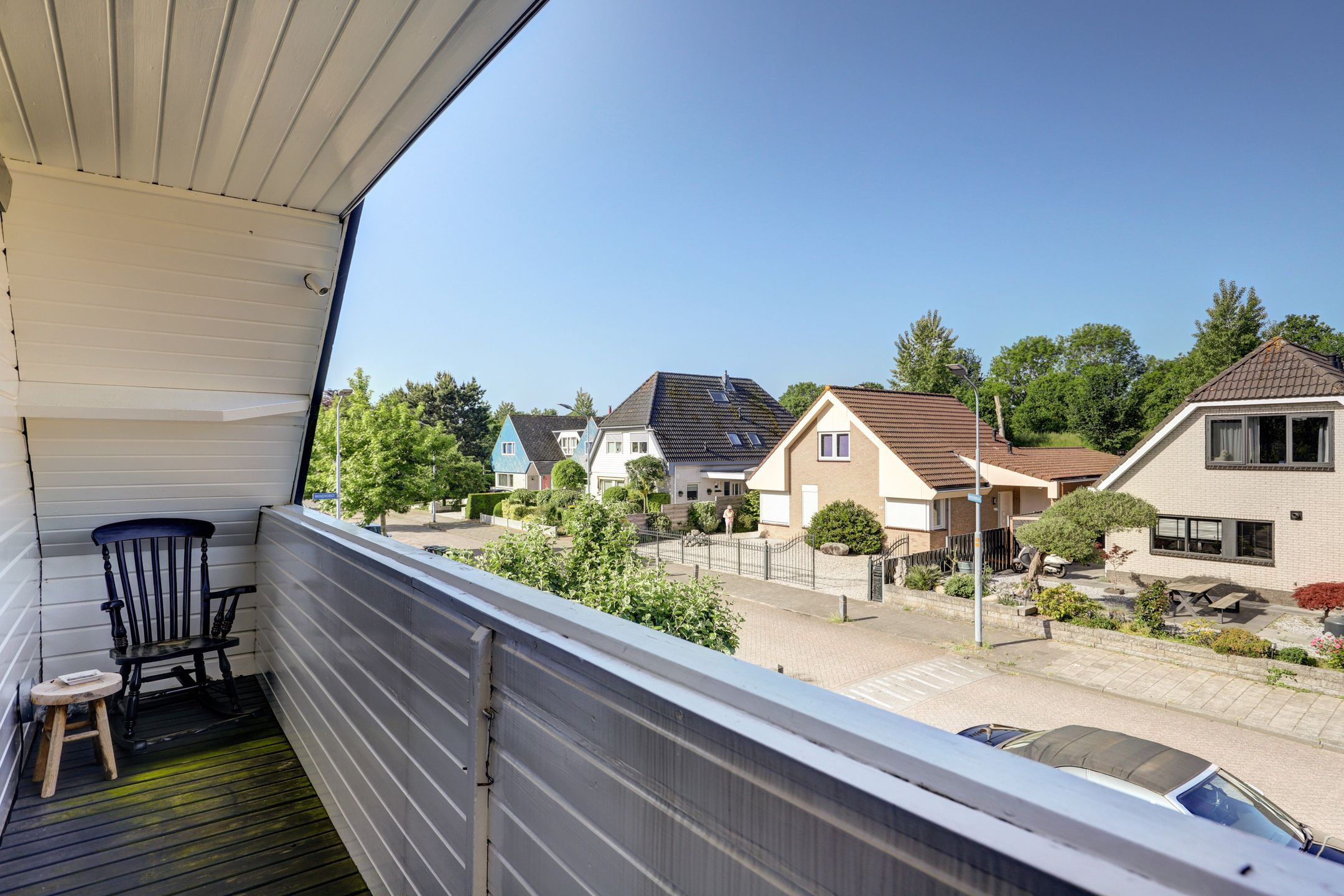 Characteristic Detached Finn House with Five Bedrooms and Holiday-Feel Garden in Hoofddorp — 39
