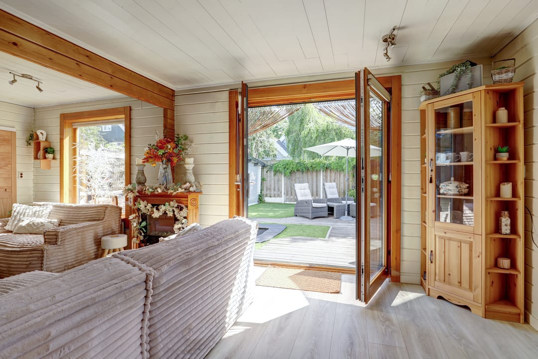 Characteristic Detached Finn House with Five Bedrooms and Holiday-Feel Garden in Hoofddorp — 11