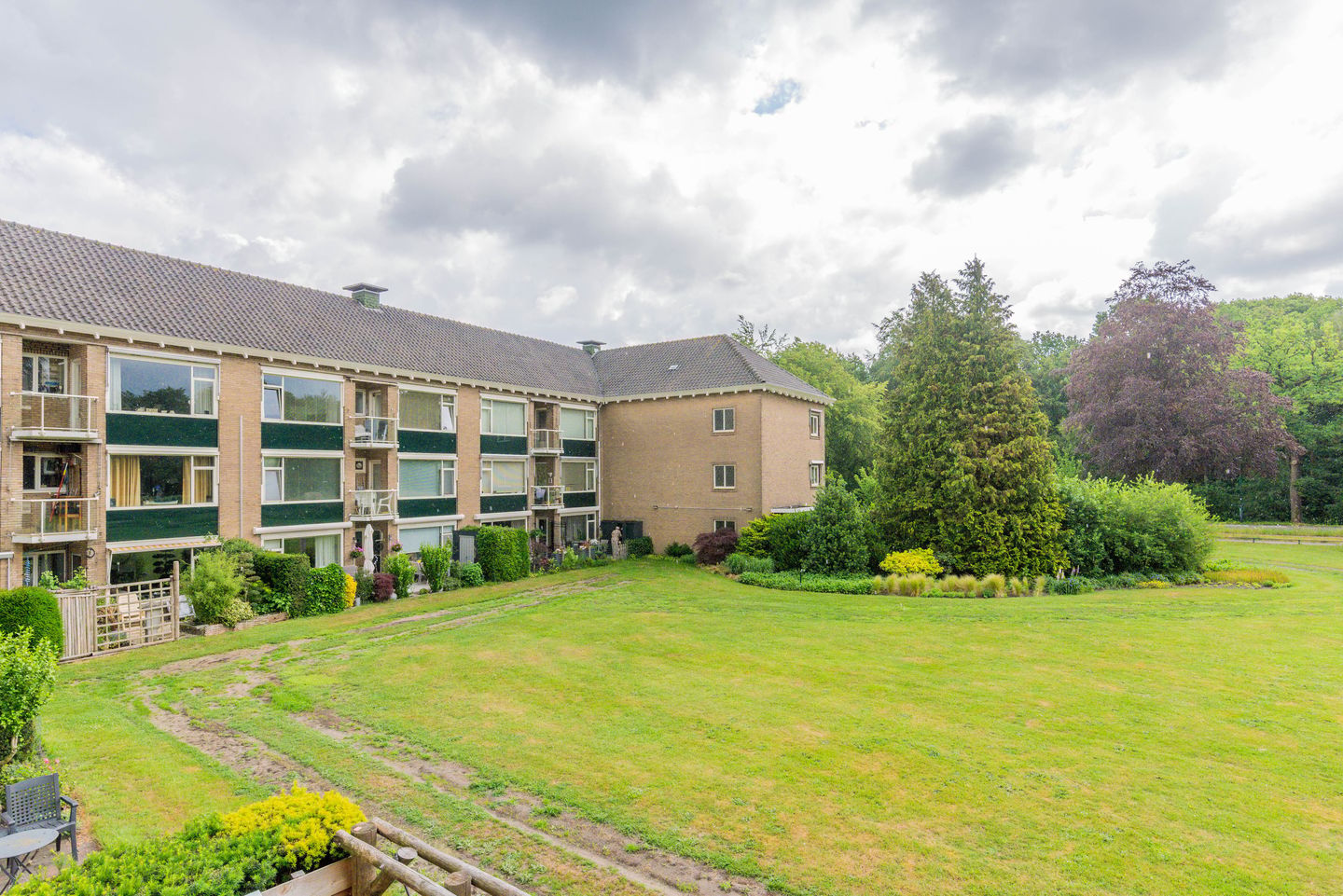 Service Apartment with Nature Views in De Bilt for Residents 50 and Over — 14