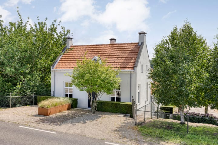 Vrijstaande woning te koop: Lithoijense Dijk 11, Lithoijen