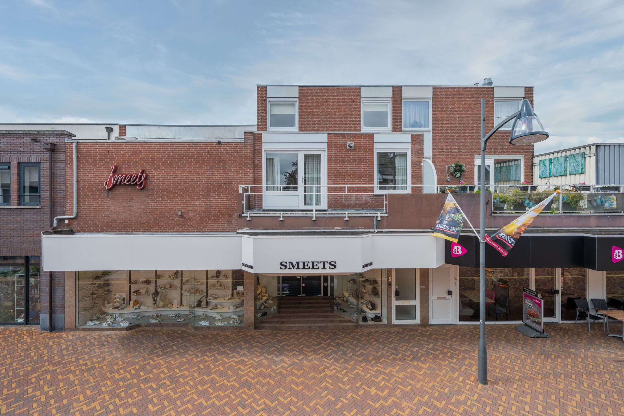 Kerkstraat 8 