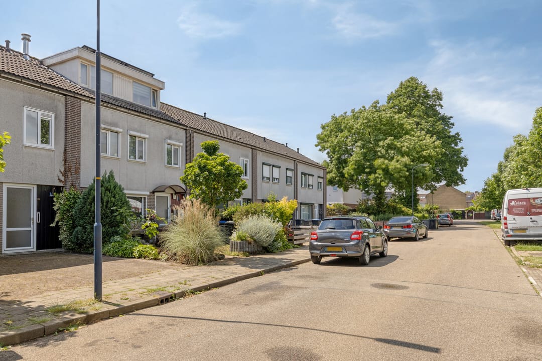 Photo 37 of Prins Clausstraat 19