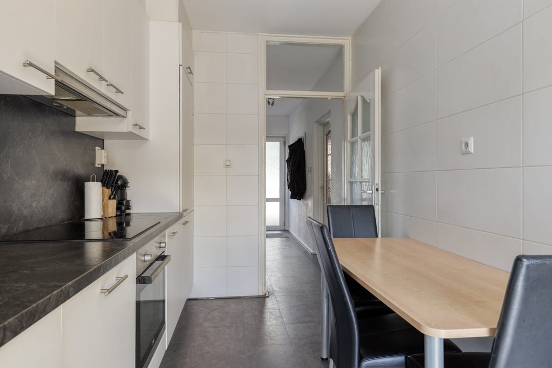 Photo 11 of Prins Clausstraat 19