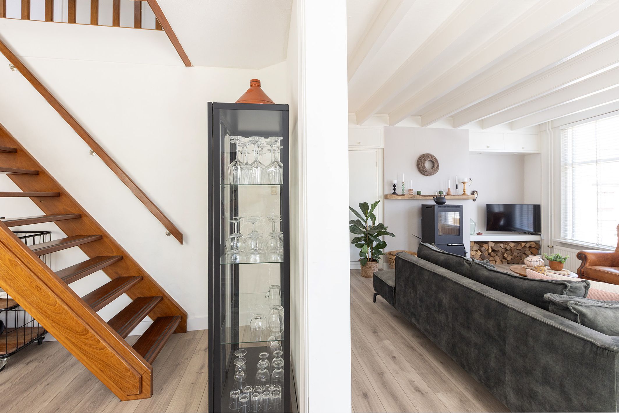 Monumental Upper Apartment with Rooftop Terrace in Borculo Center — 21