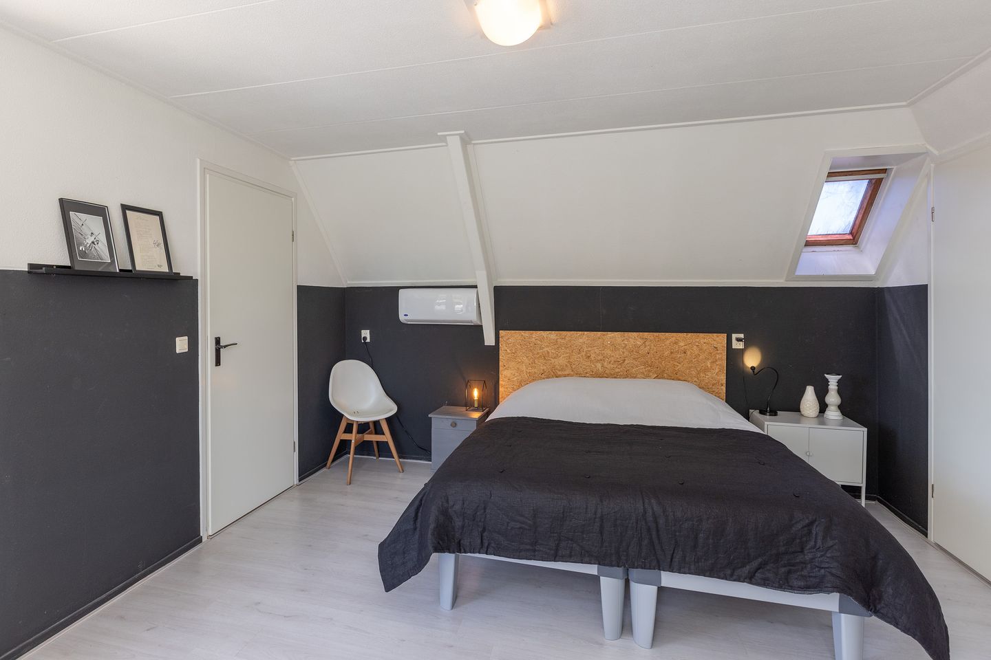 Monumental Upper Apartment with Rooftop Terrace in Borculo Center — 35