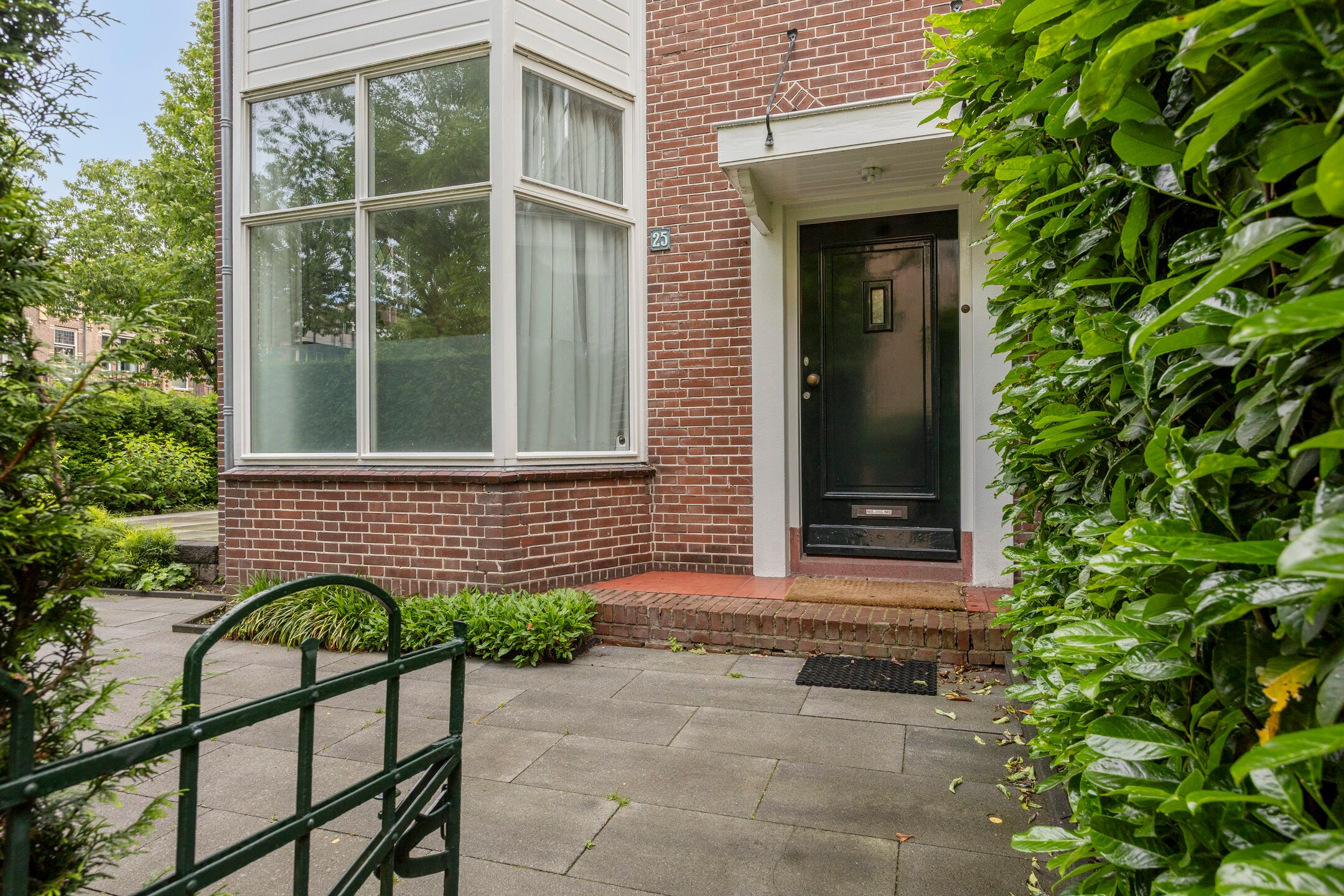 Photo 9 of Staringstraat 25