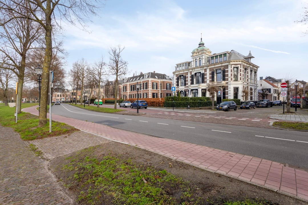 Photo 41 of Lindenstraat 14