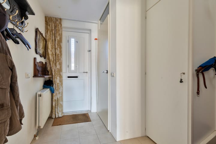 Tussenwoning te koop: Mambo 54, Nieuw-Vennep