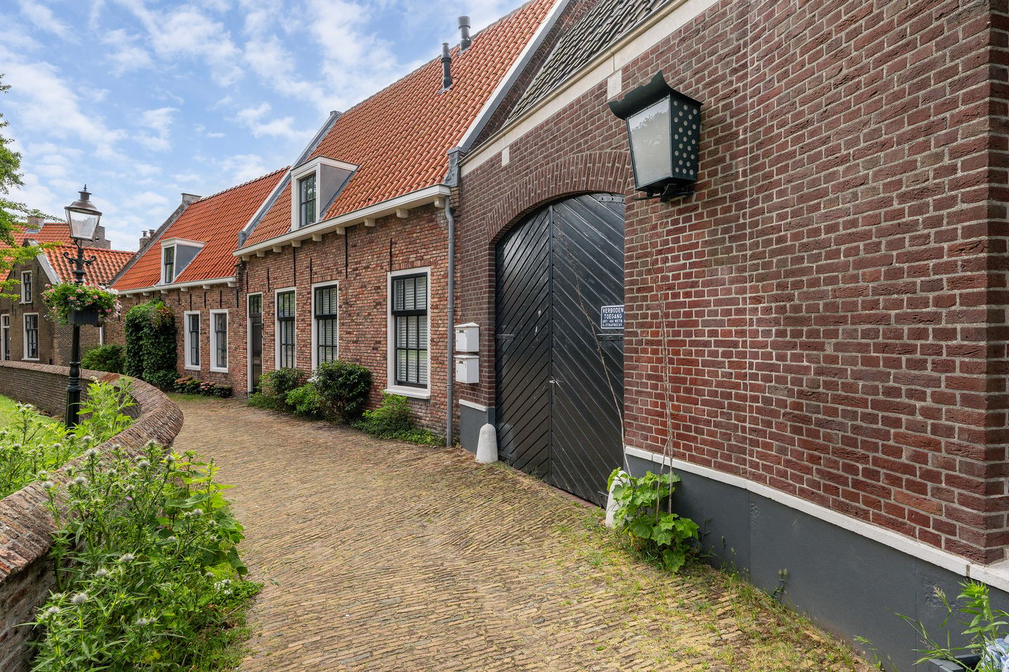 Photo 29 of Kerkstraat 2