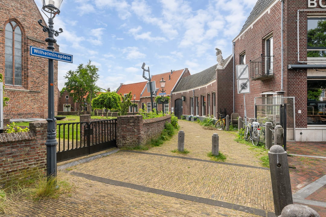 Photo 32 of Kerkstraat 2