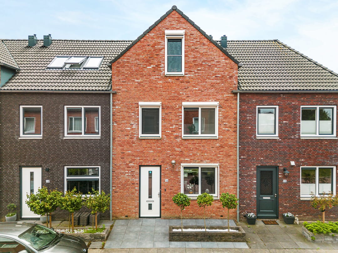 Foto 1 van Hof van Voorvliet 16