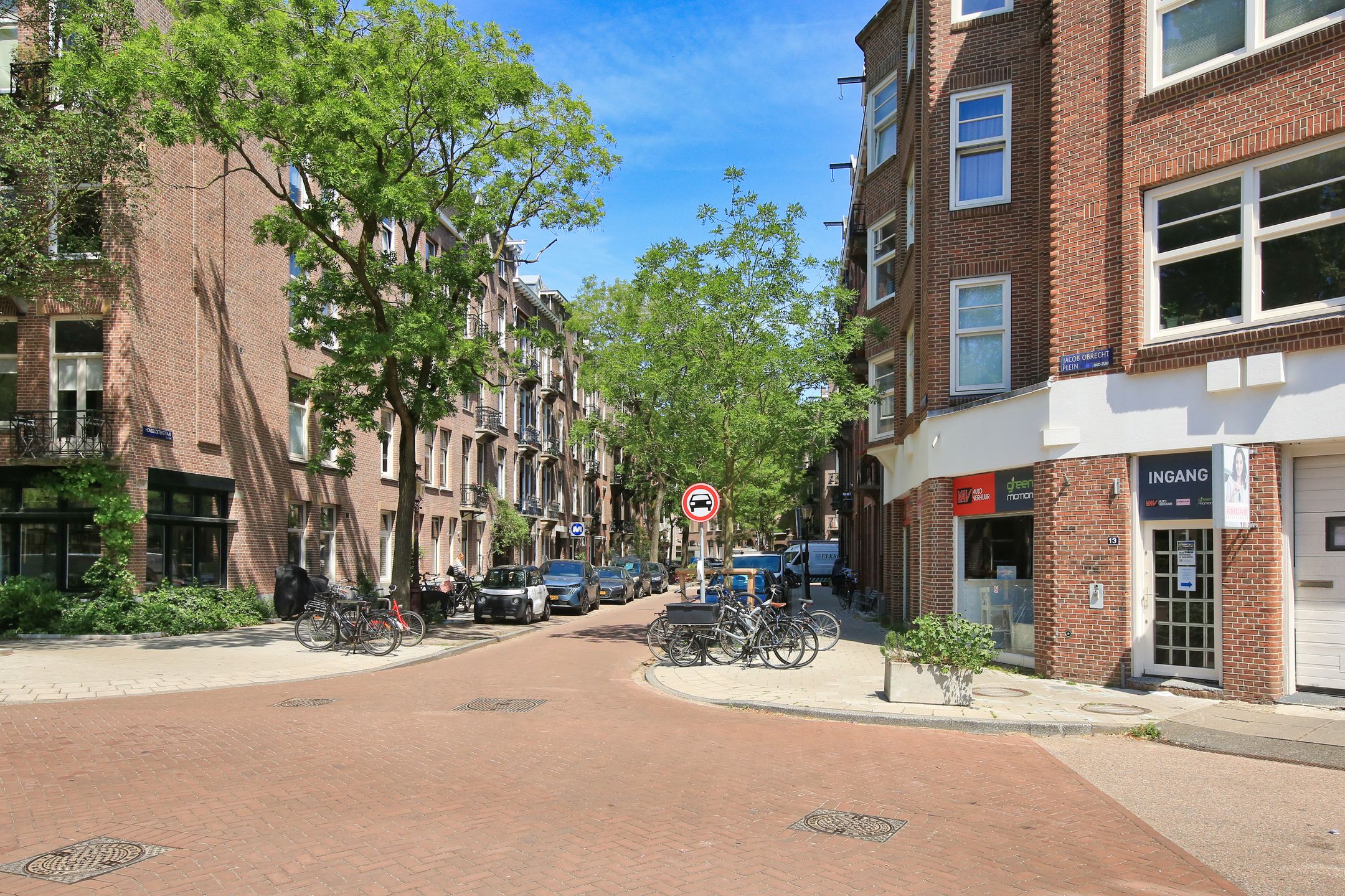 Photo 33 of Hondecoeterstraat 28-2