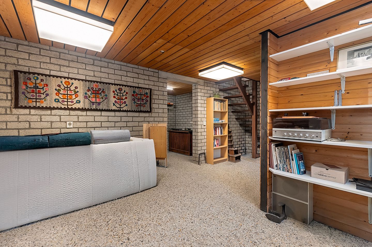 Spacious Detached Family Home in Tranquil Woodland Setting Near Nijmegen — 44