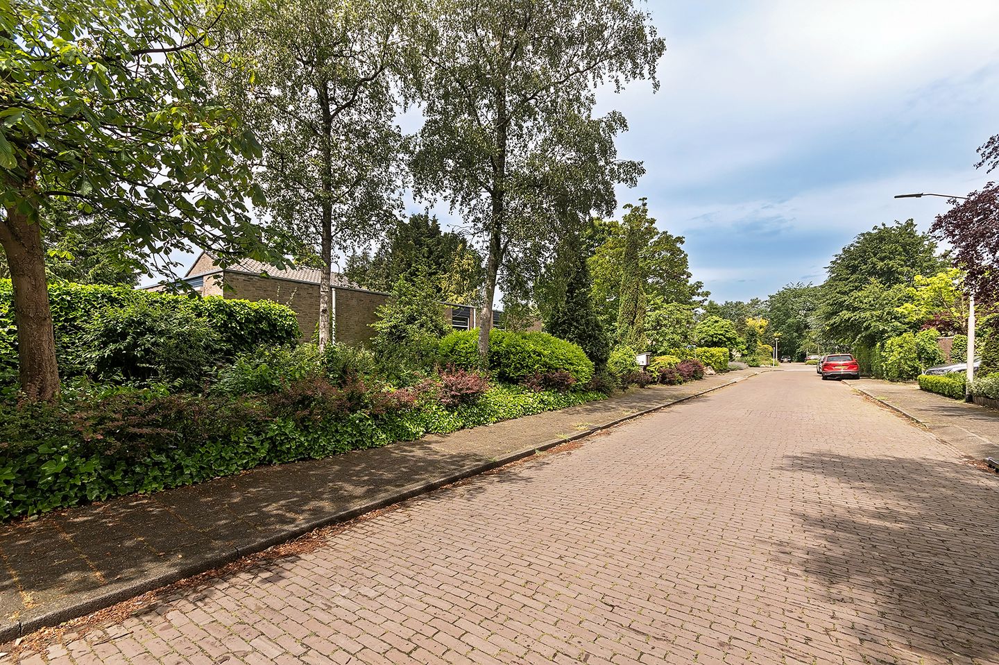 Spacious Detached Family Home in Tranquil Woodland Setting Near Nijmegen — 64