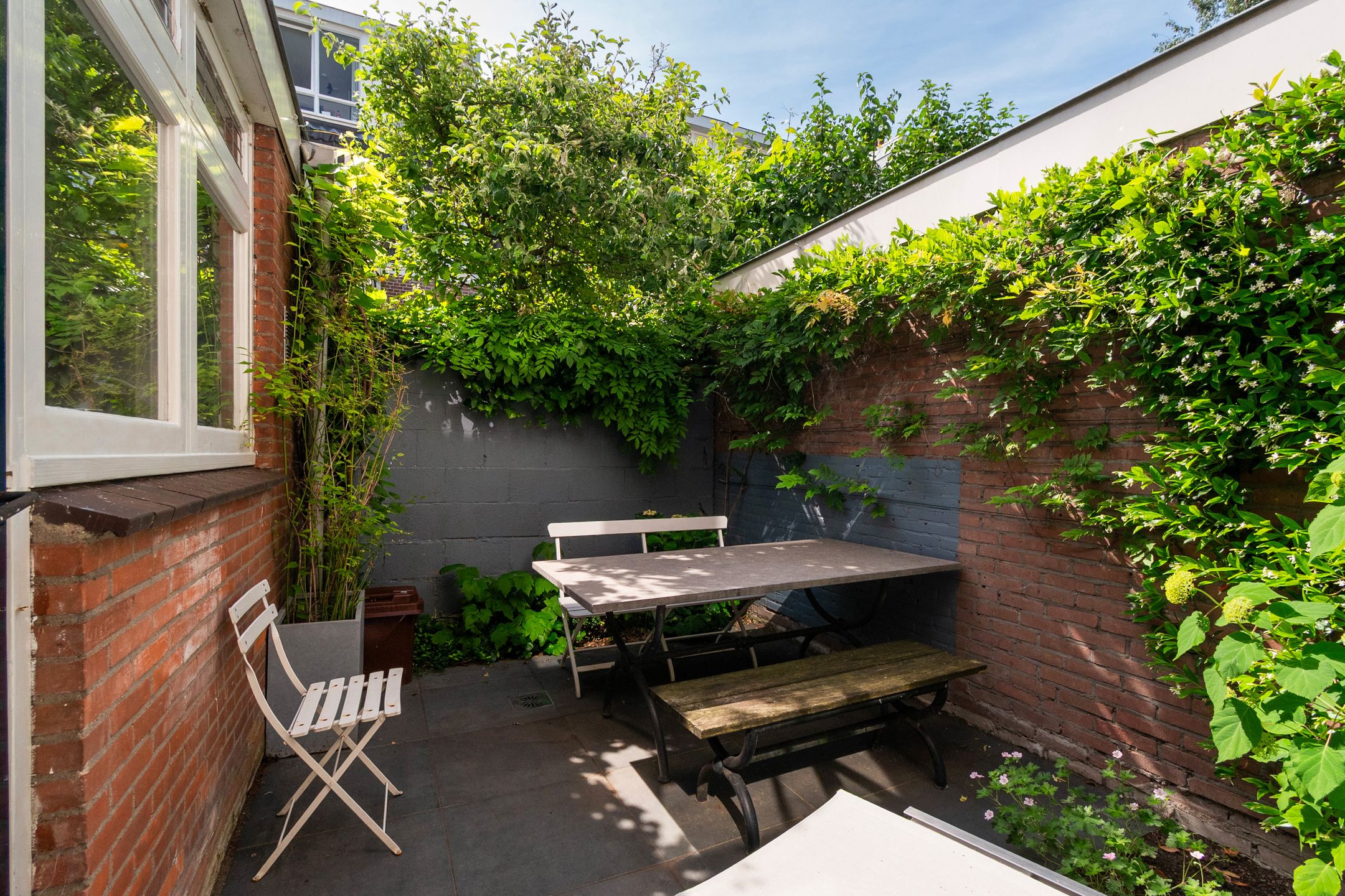 Spacious Family Home with Two Bathrooms in Popular Buiten Wittevrouwen — 21