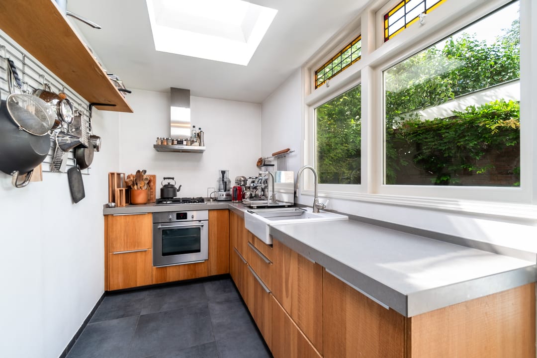 Spacious Family Home with Two Bathrooms in Popular Buiten Wittevrouwen — 17