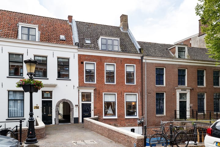 Kromme Nieuwegracht 9