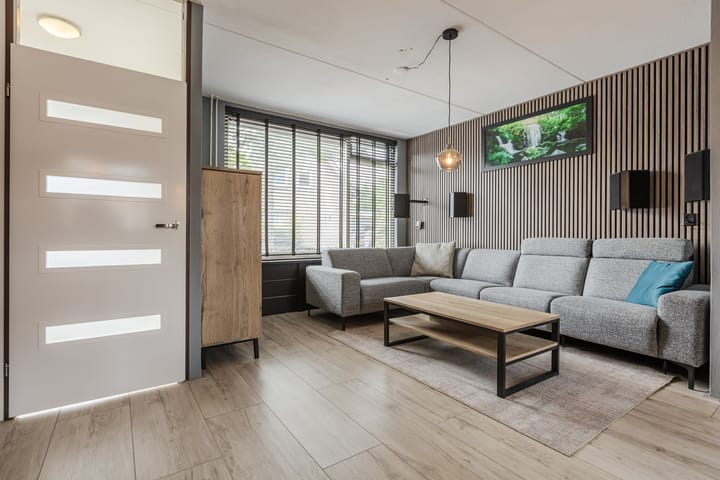Photo 2 of Rozenstraat 45