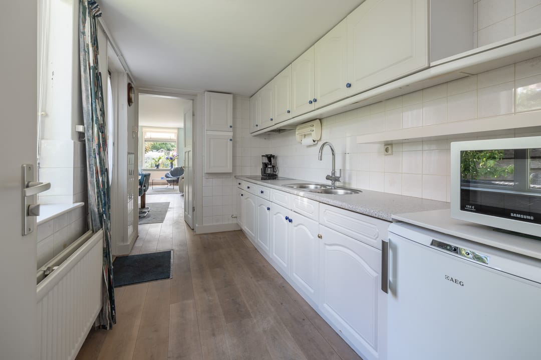 Photo 11 of van Wassenaerstraat 27