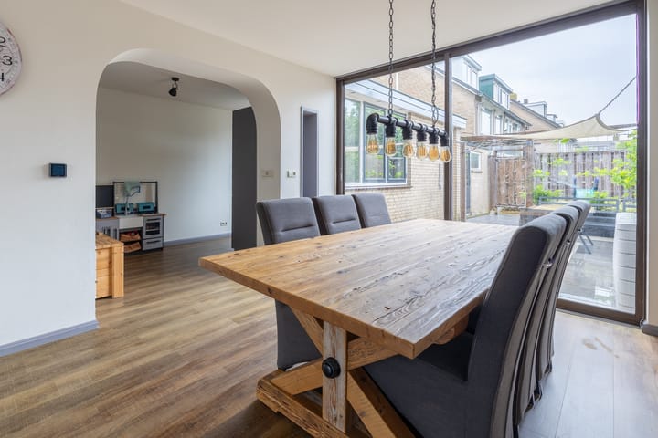 Tussenwoning te koop: Weerenstraat 3, Ter Aar