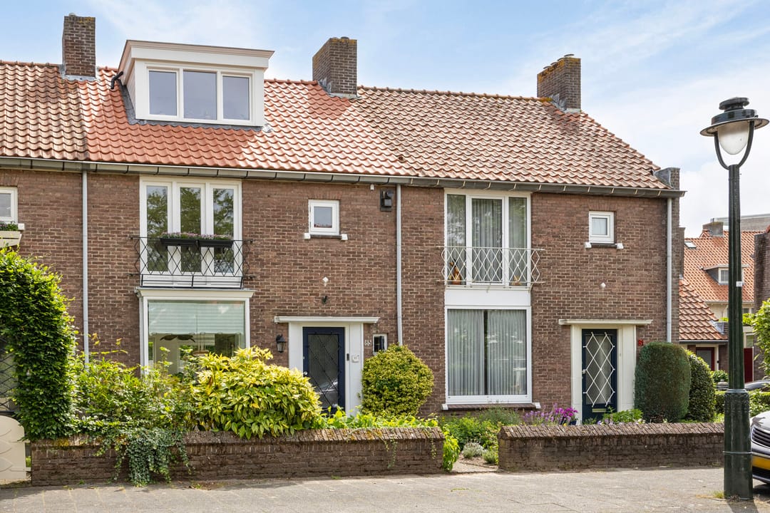 Foto 1 van Frederik Hendriklaan 83