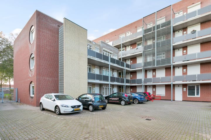 Foto 3 van Ringbaan-Noord 156-28