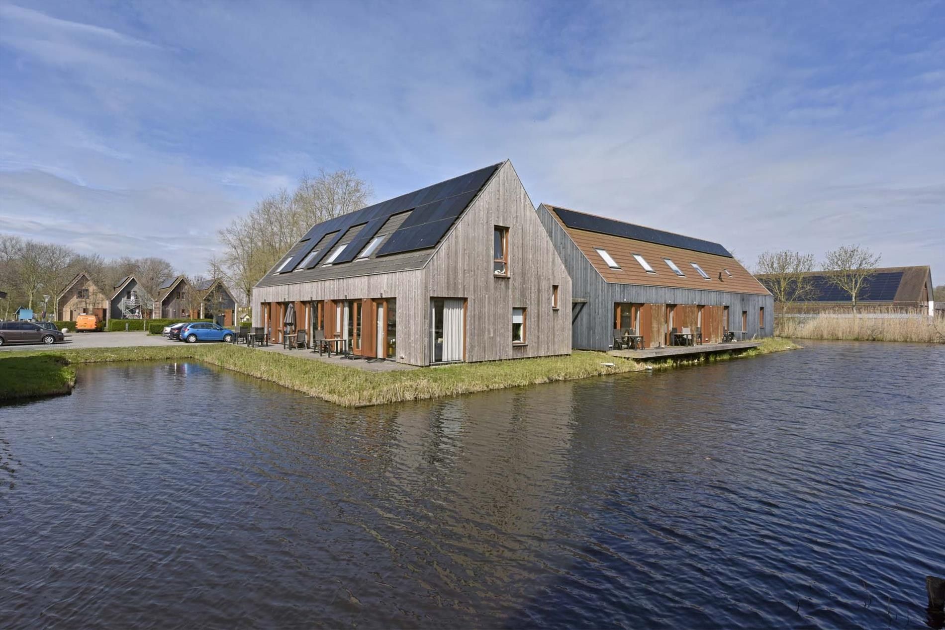 1-bedroom freehold villa in Reeuwijk — photo 3 of 5