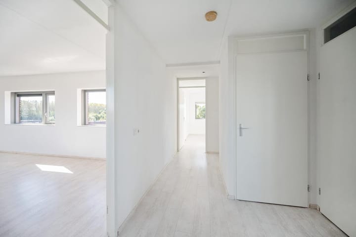 Appartement te koop: Vooronder 78, Almere