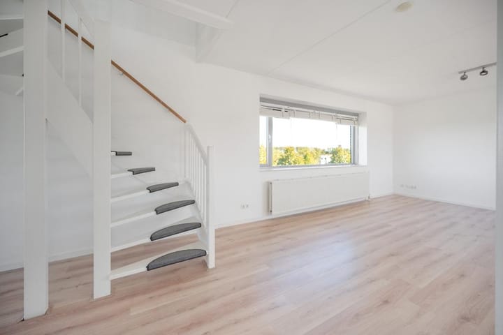 Appartement te koop: Vooronder 78, Almere