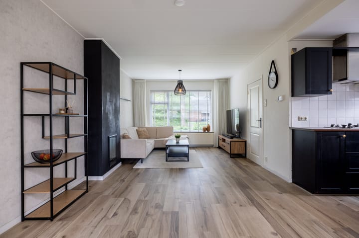 Foto 4 van Van Helsdingenstraat 17