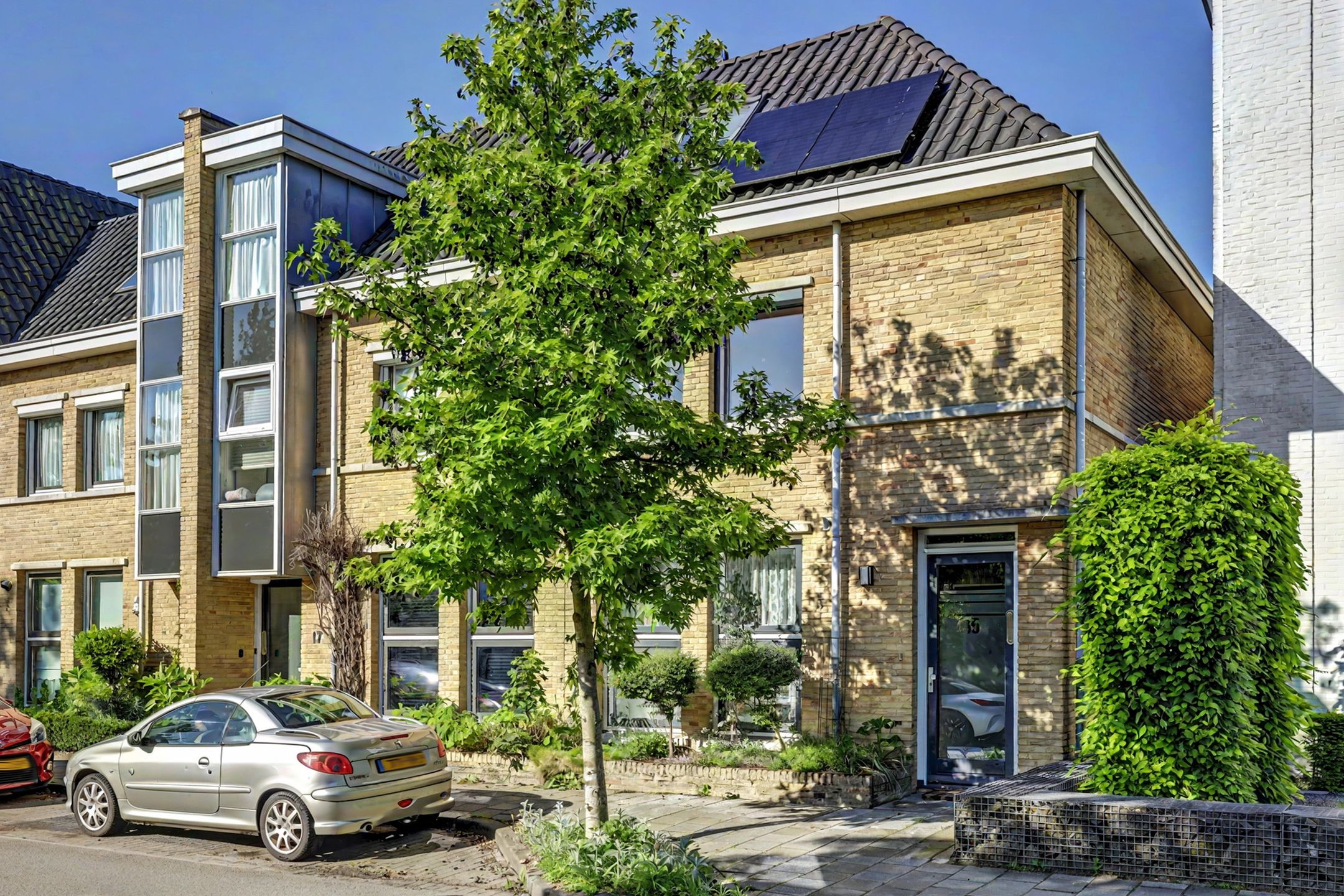 Anjelierstraat 15 