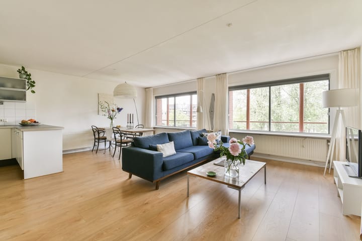 Photo 2 of Schimmelstraat 41-H