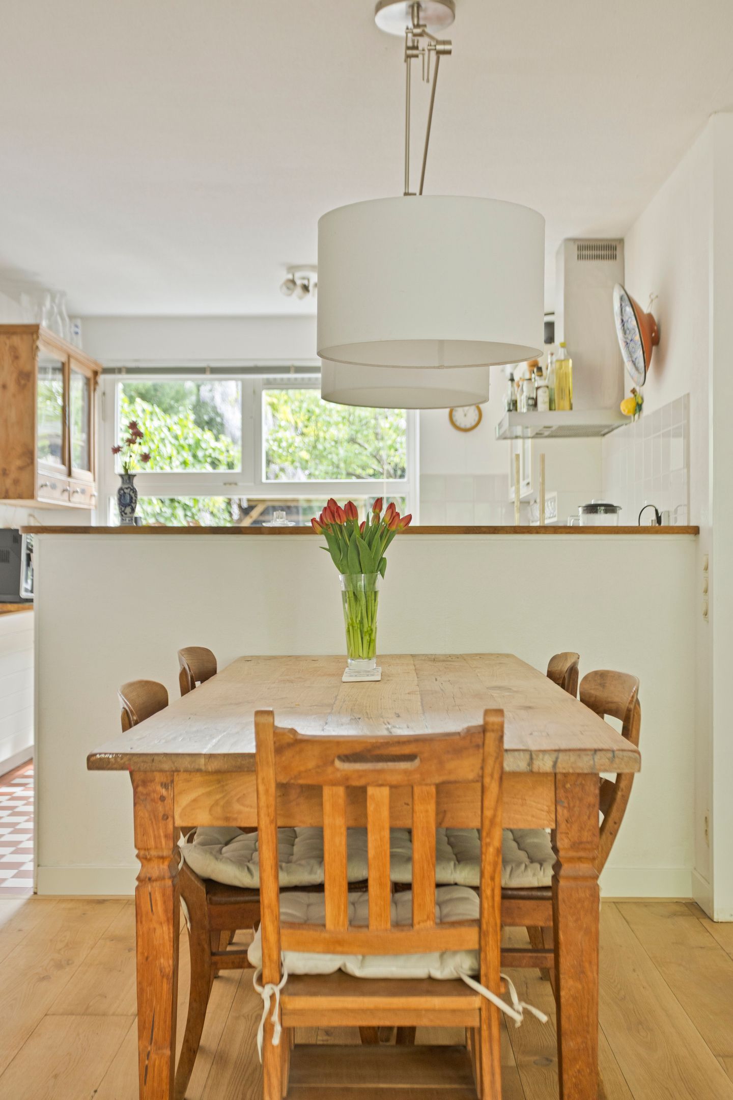 Spacious Sustainable Family Home with Carport in Buiksloterham — 18