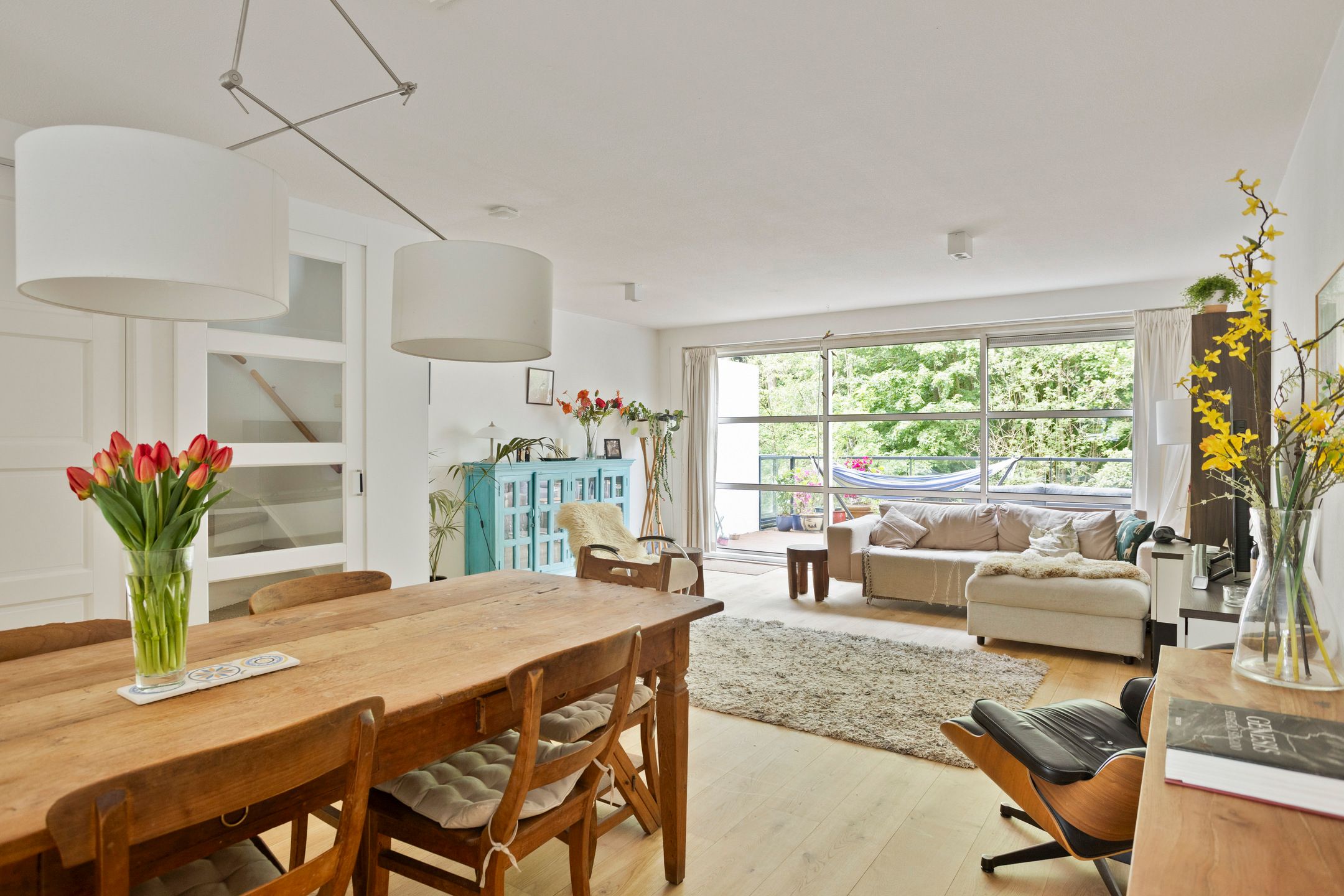 Spacious Sustainable Family Home with Carport in Buiksloterham — 27