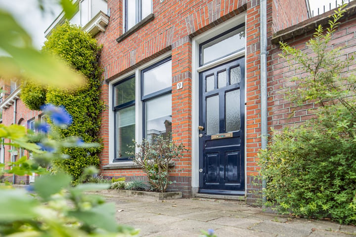 Foto 4 van Van der Helststraat 9