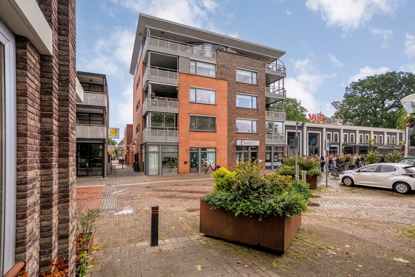 Photo 1 of van Echtenstraat 29-22