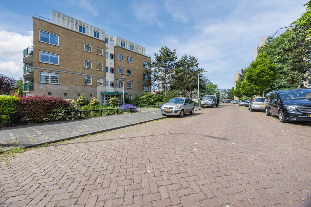 Photo 37 of Louis Davidsstraat 162