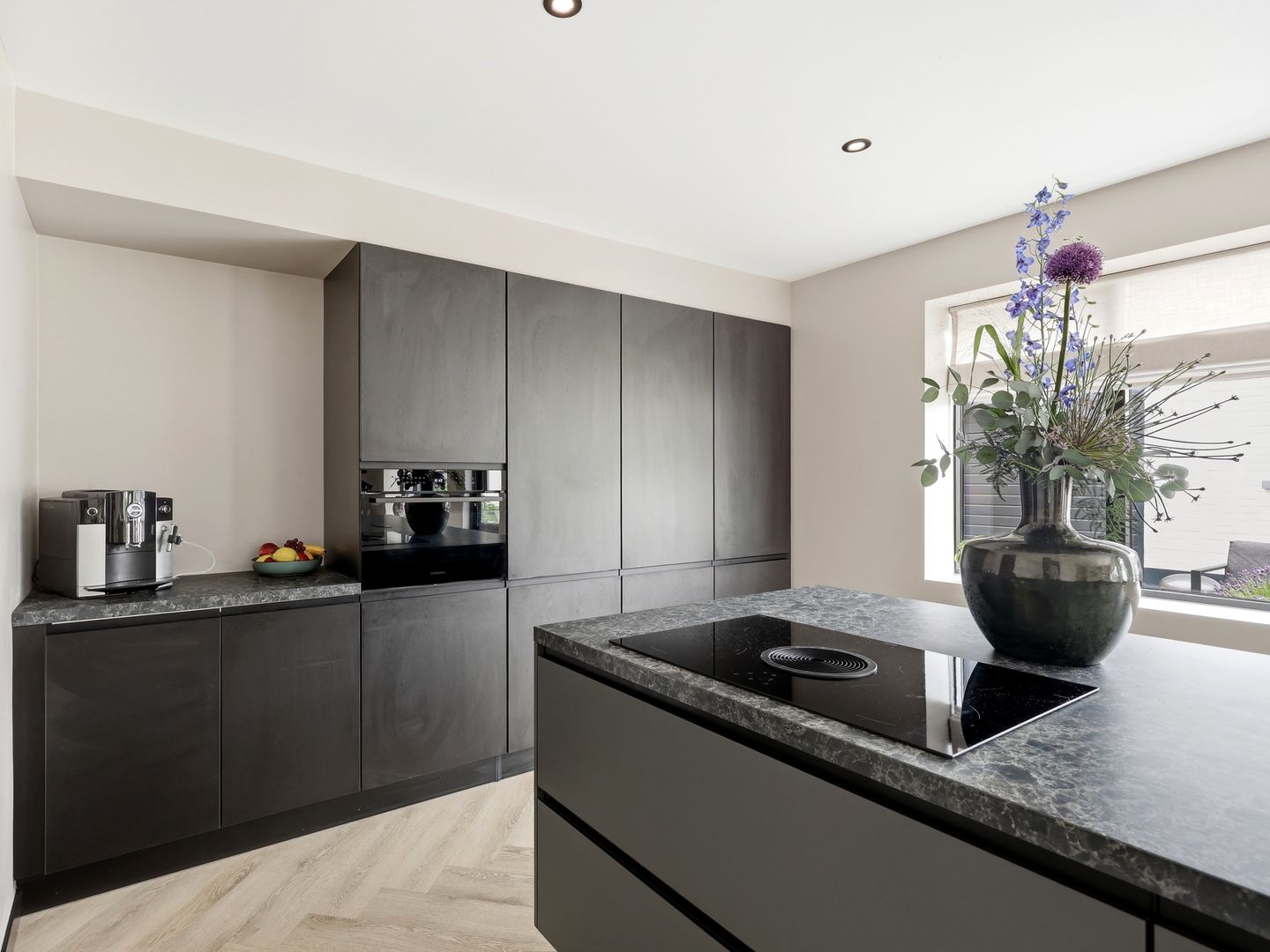 Elegant Fully Renovated Four Bedroom Detached Home in Warnsveld — 14
