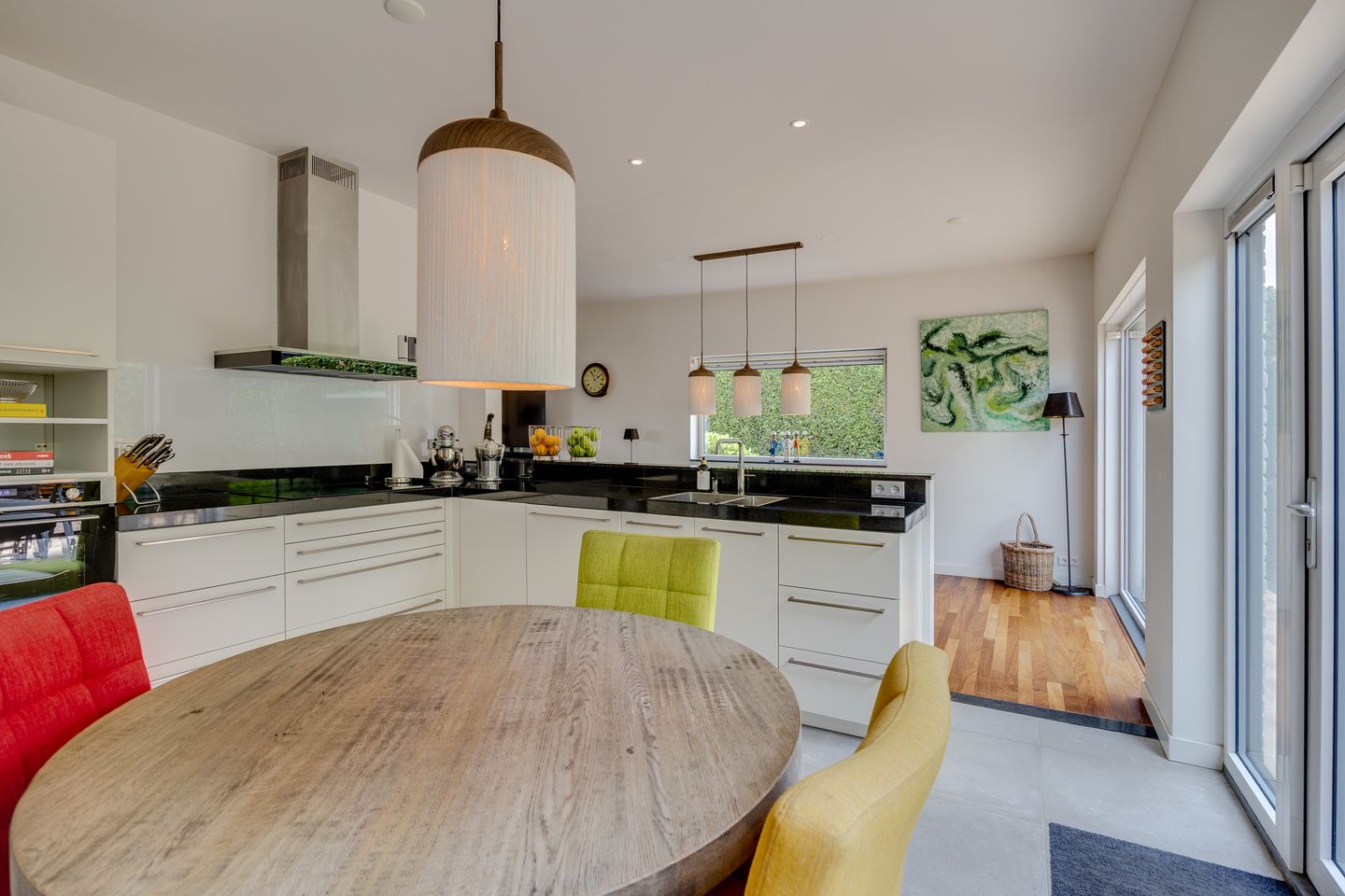 Spacious Single-Floor Bungalow with Large Garden in Green Leusden Location — 14