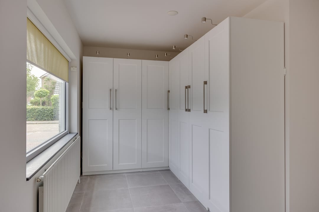 Spacious Single-Floor Bungalow with Large Garden in Green Leusden Location — 23