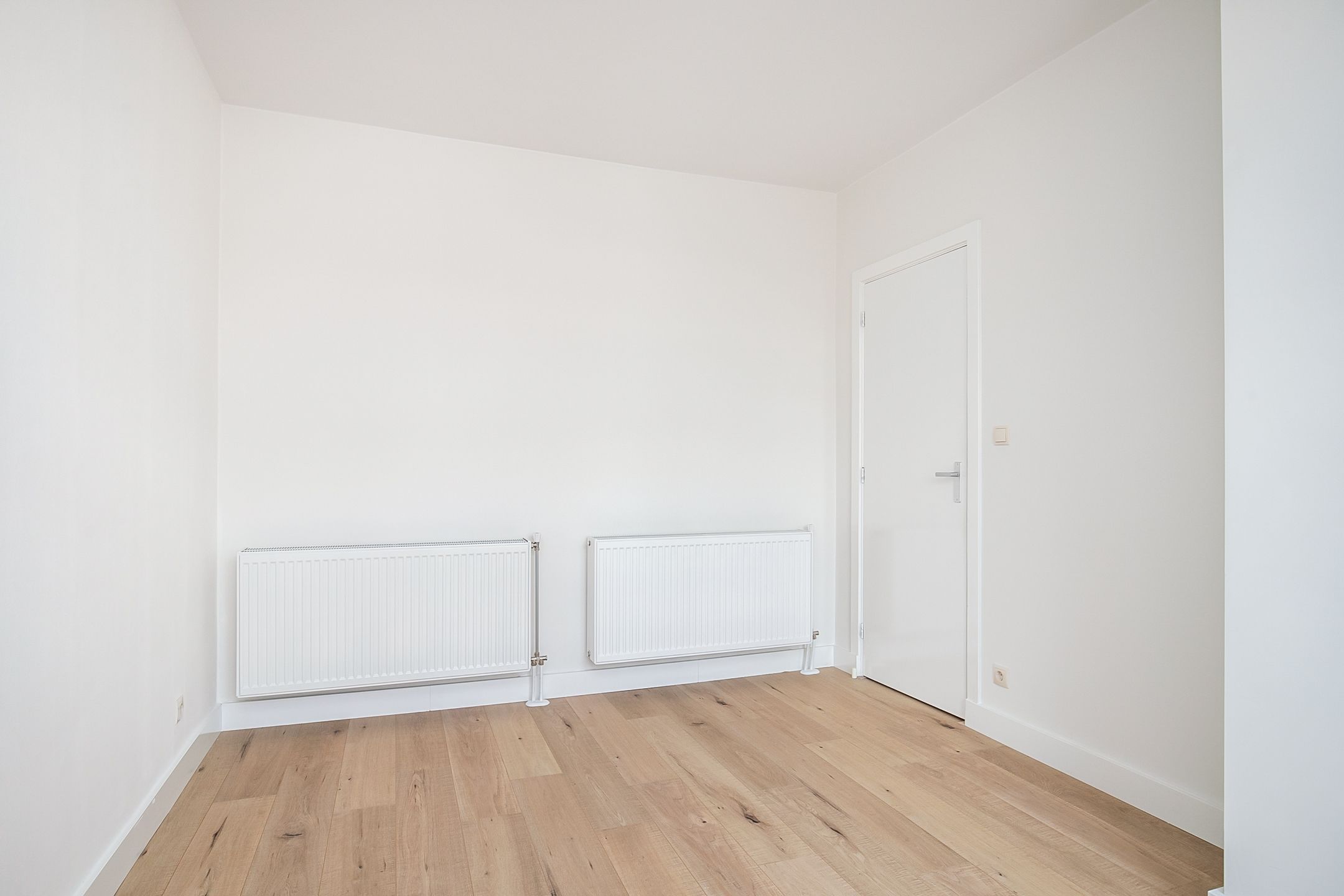 Fully Renovated 1930s Apartment with Energy Label A in Central The Hague — 9