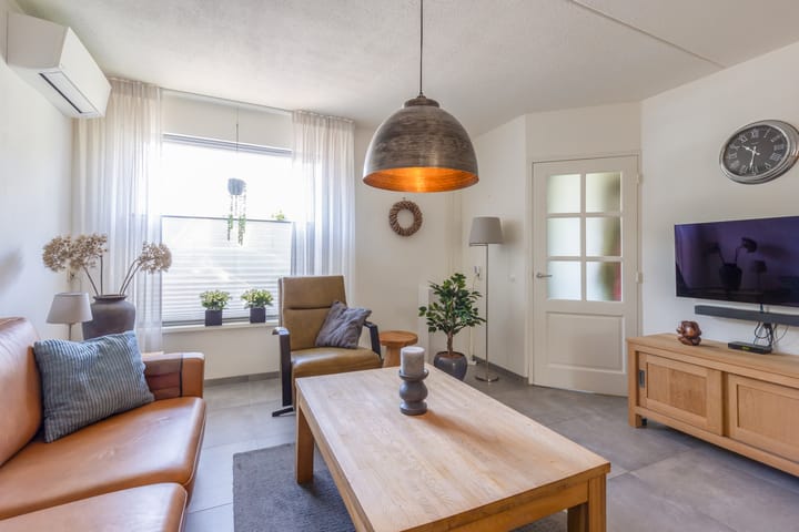 Tussenwoning te koop: Eglantier 30, Brunssum