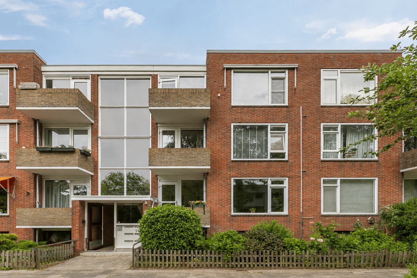 Photo 1 of IJsselstraat 23