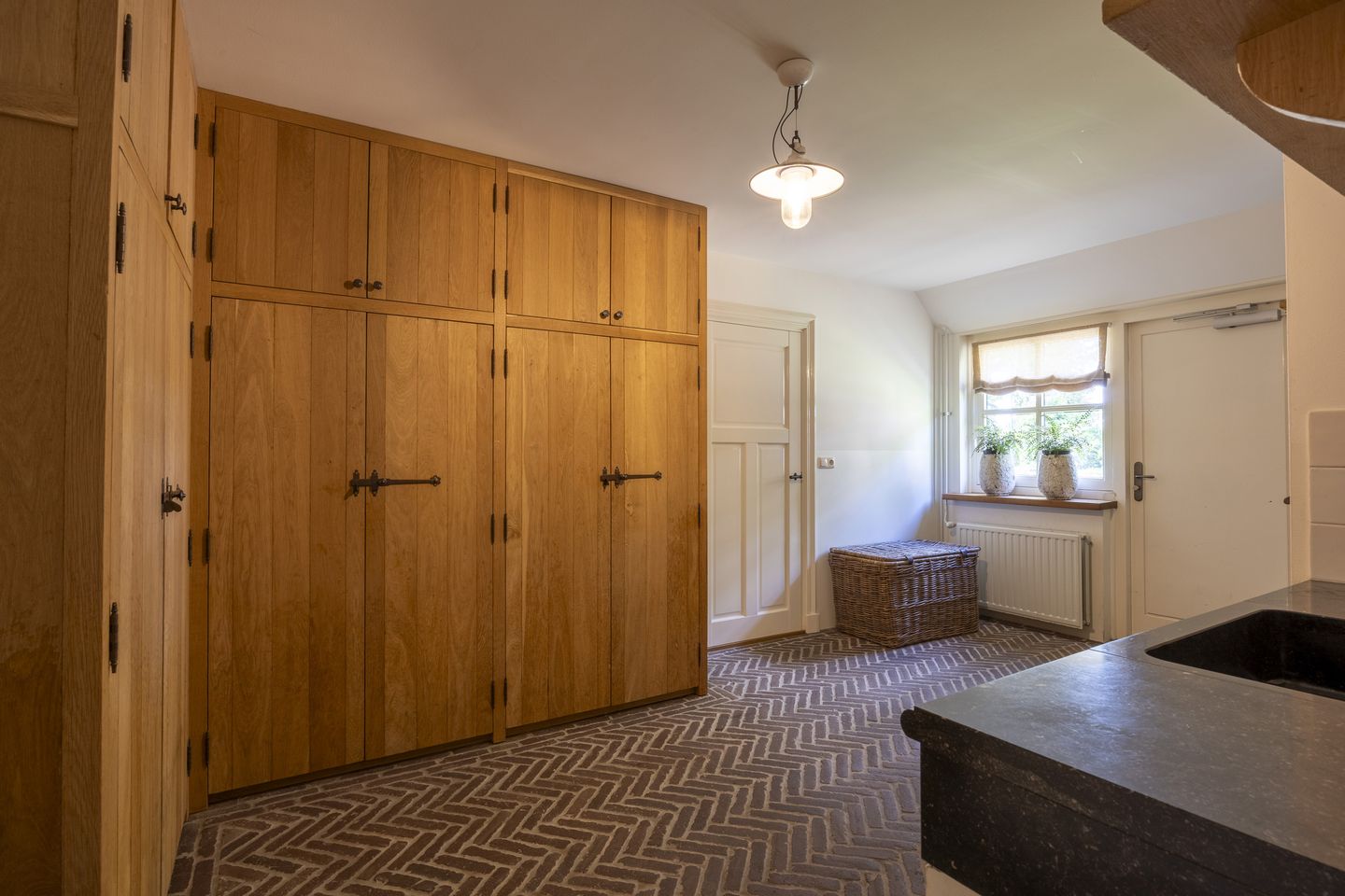 Photo 19 of Zeegstraat 16