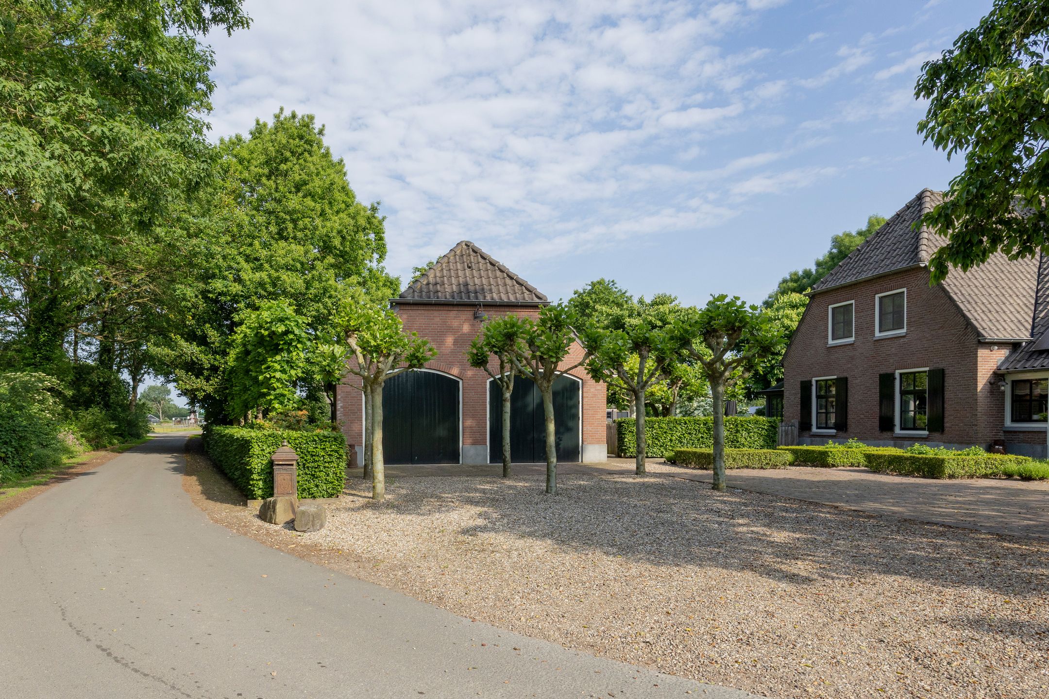 Photo 78 of Zeegstraat 16
