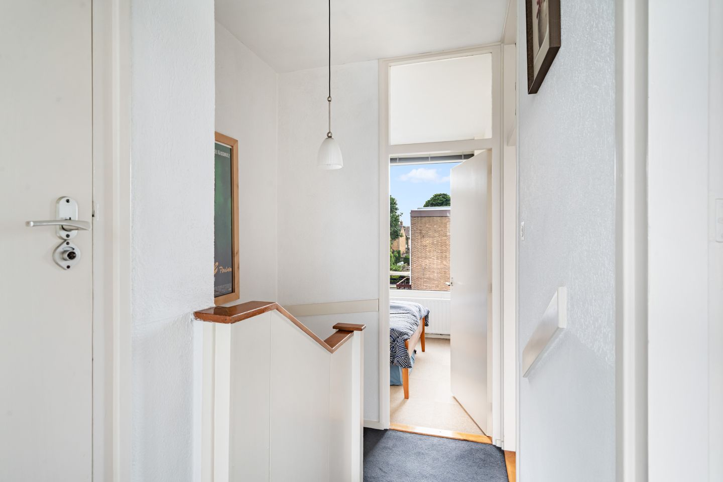 Spacious Semi-Detached Home with Drive-In Garage Near Berkel en Rodenrijs Center — 34