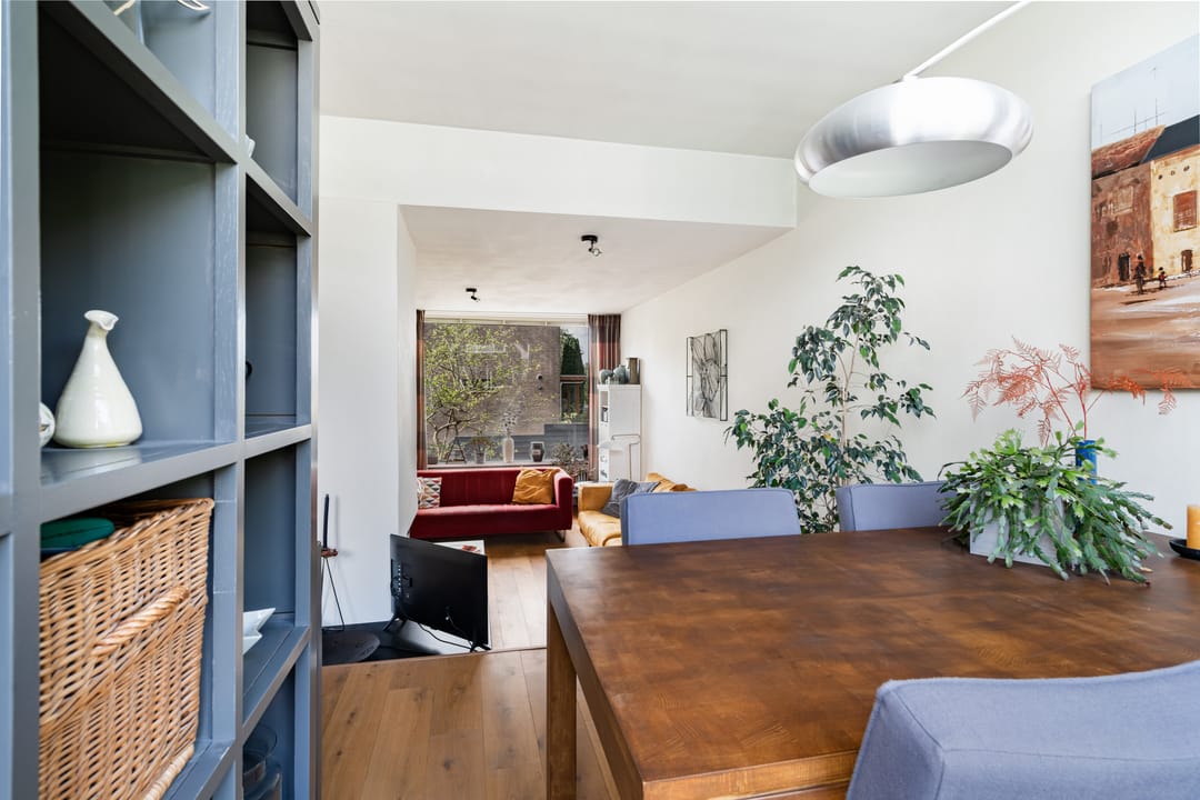 Spacious Semi-Detached Home with Drive-In Garage Near Berkel en Rodenrijs Center — 16