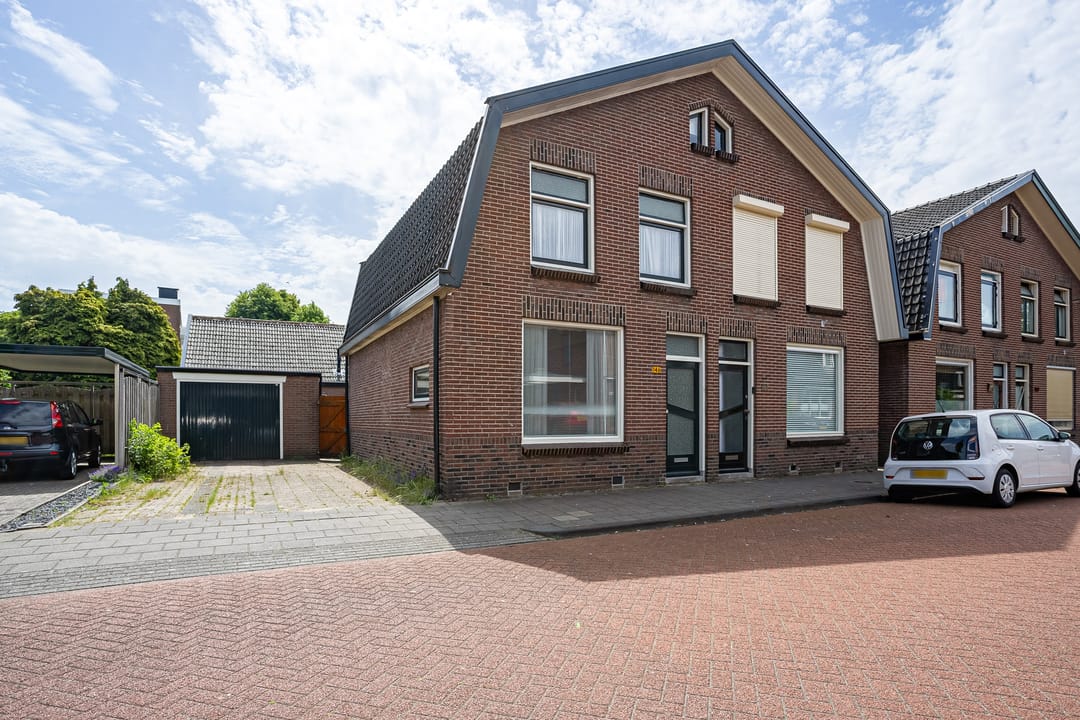 Characterful Semi-Detached Fixer-Upper with Exceptional Storage and Spacious Garden